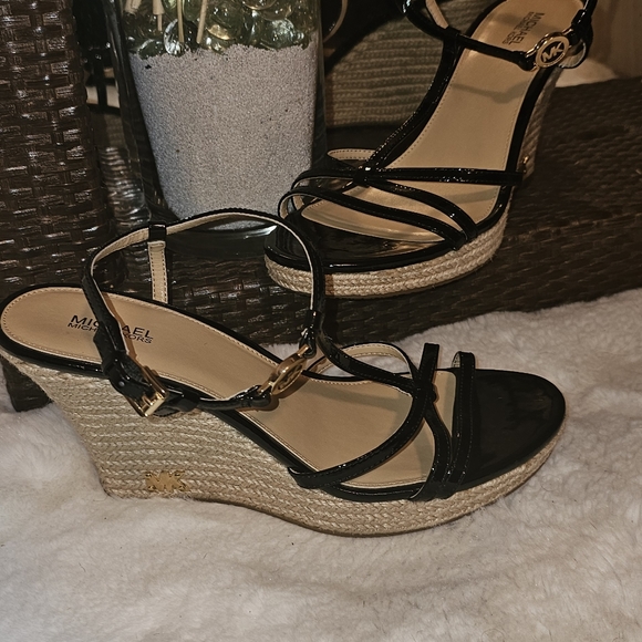 Michael Kors Stapped Wedges - Picture 1 of 9